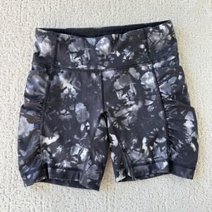 Lululemon Speed Track Diamond Dye Black Grey Short Size 4 high‎ rise Yoga Bike